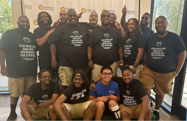 GSG brothers volunteering together at Midwest Food Bank