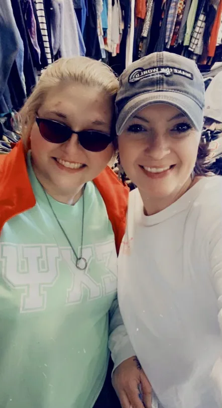 Sigma Chi Psi Good Deeds with Cassandra